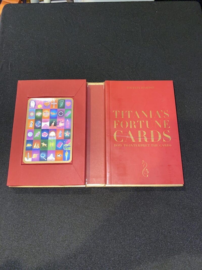 Titania's Fortune Cards by Titania Hardie (20000503) SOCIAL LIGHTS